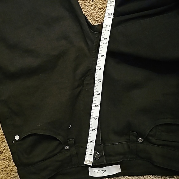 KANCAN SHARK BITE RAW HEM BUTTON FRONT JEANS IN BLACK, SZ 11/29 - Picture 11 of 11